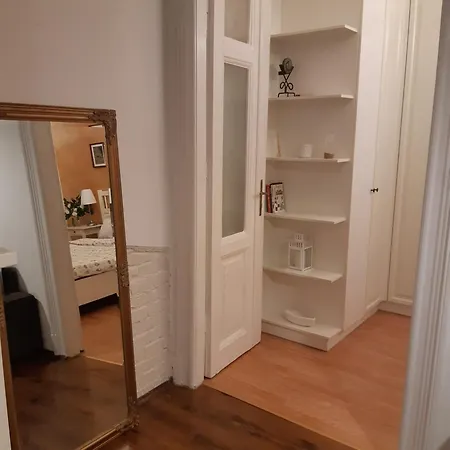 Lovely Secret Home Astoria Budapest Exterior foto